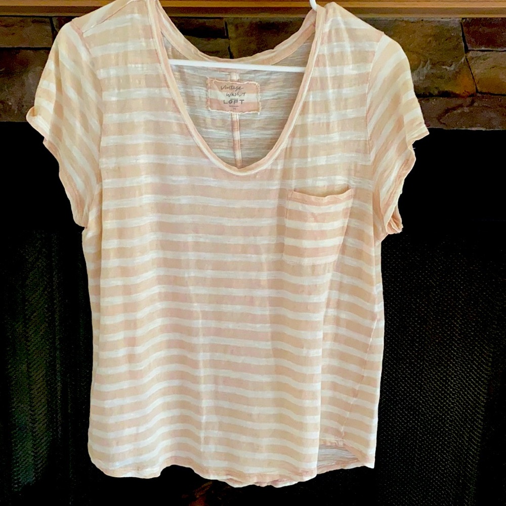 Lightweight V neck T